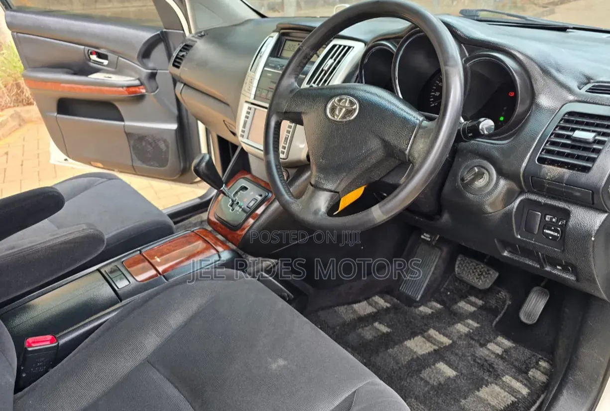 Toyota Harrier 2005 Pearl