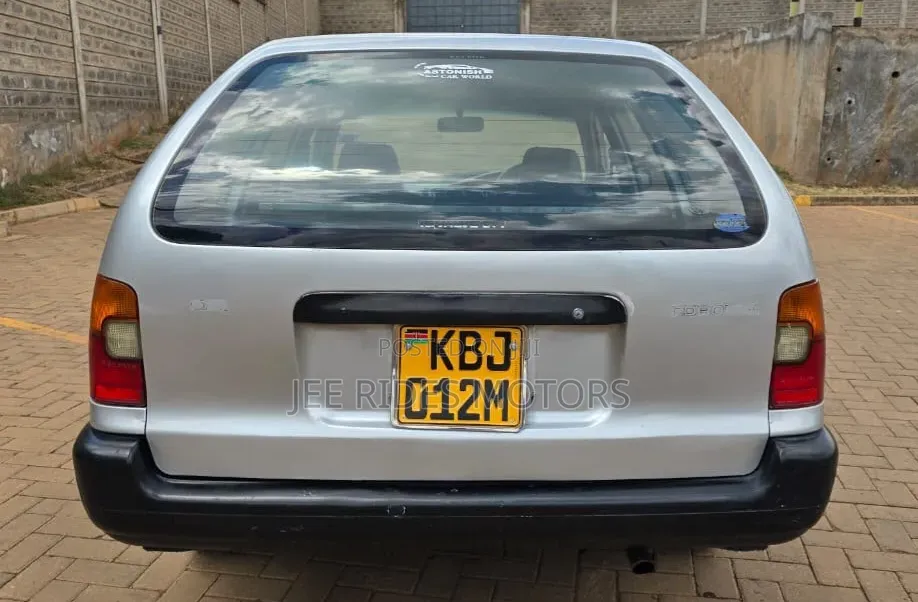 Toyota Corolla 2002 Gray