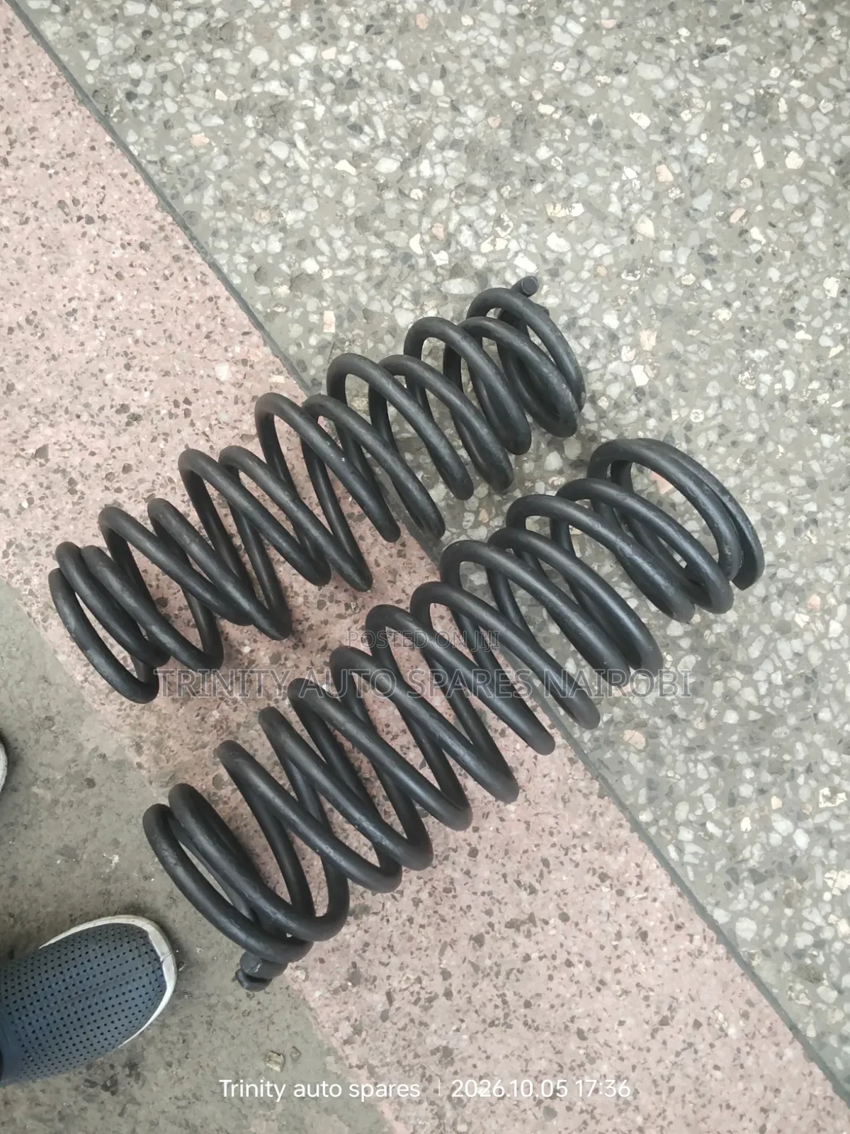 Original kYB Toyota Passo Sette Front and Rear Heavy Duty Coil Spring