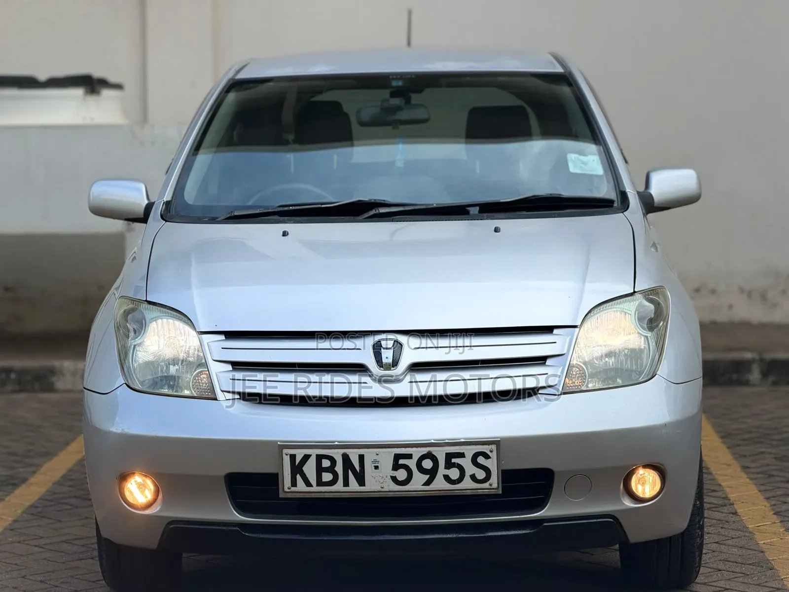 Toyota IST 2005 Pearl