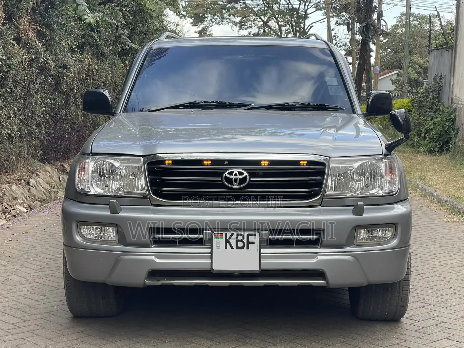 Toyota Land Cruiser 2005 Silver