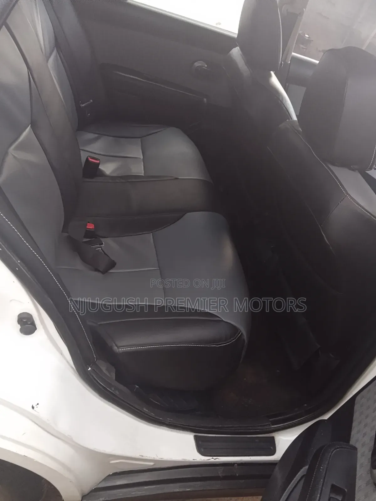 Nissan Tiida 2008 White