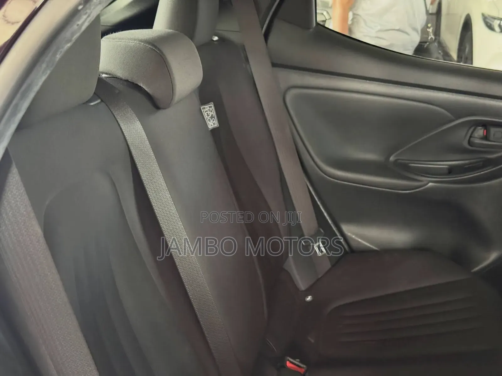 Toyota Yaris 2021 Brown