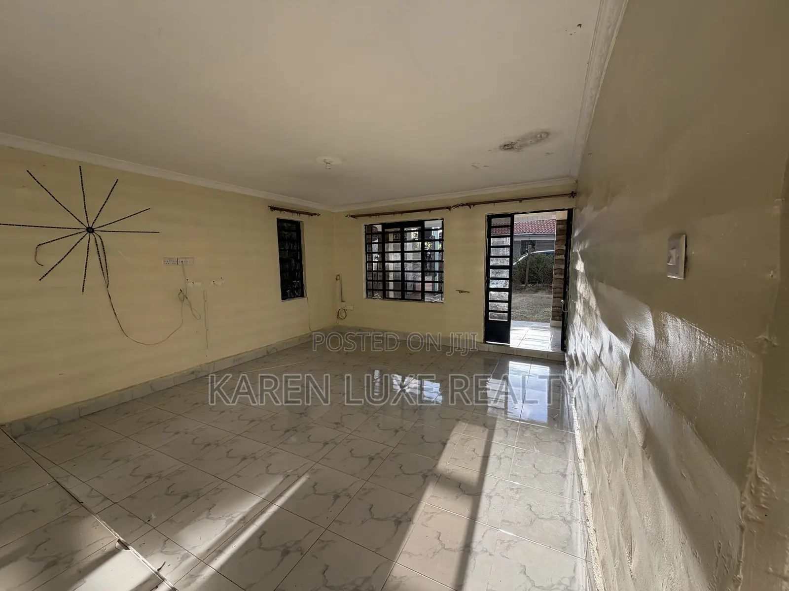 2bdrm Bungalow in Karen for rent