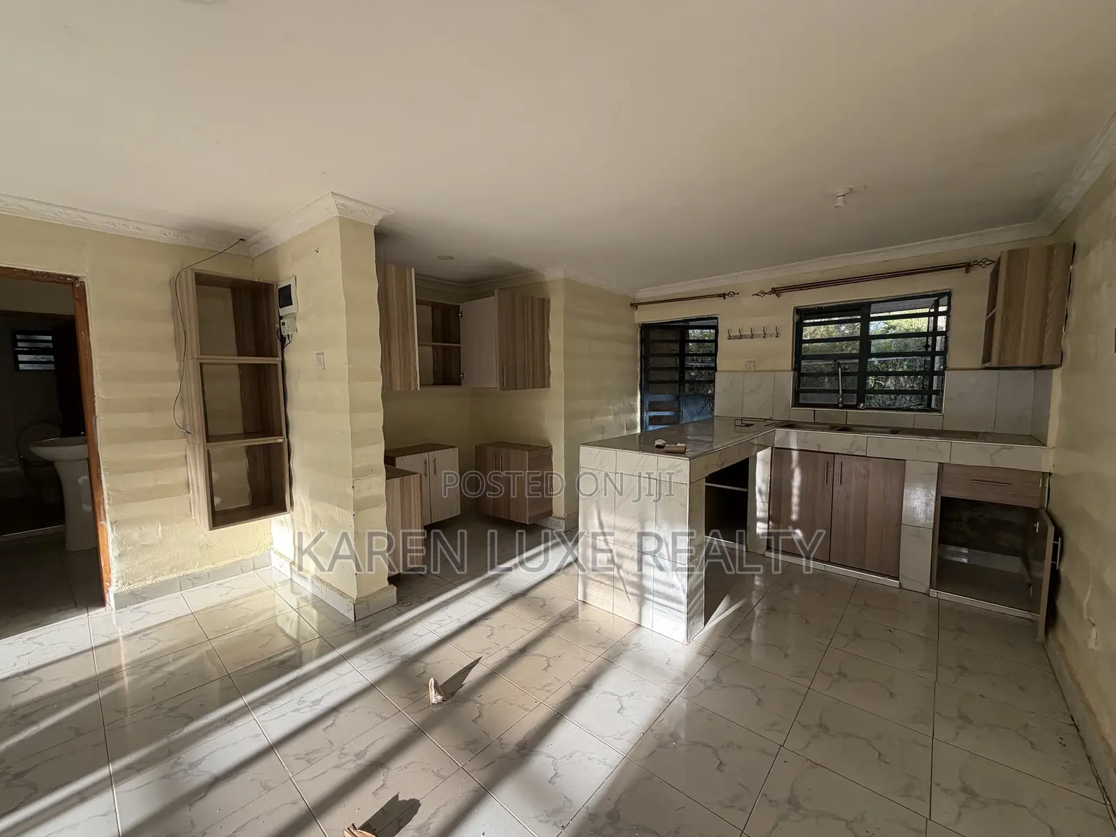 2bdrm Bungalow in Karen for rent