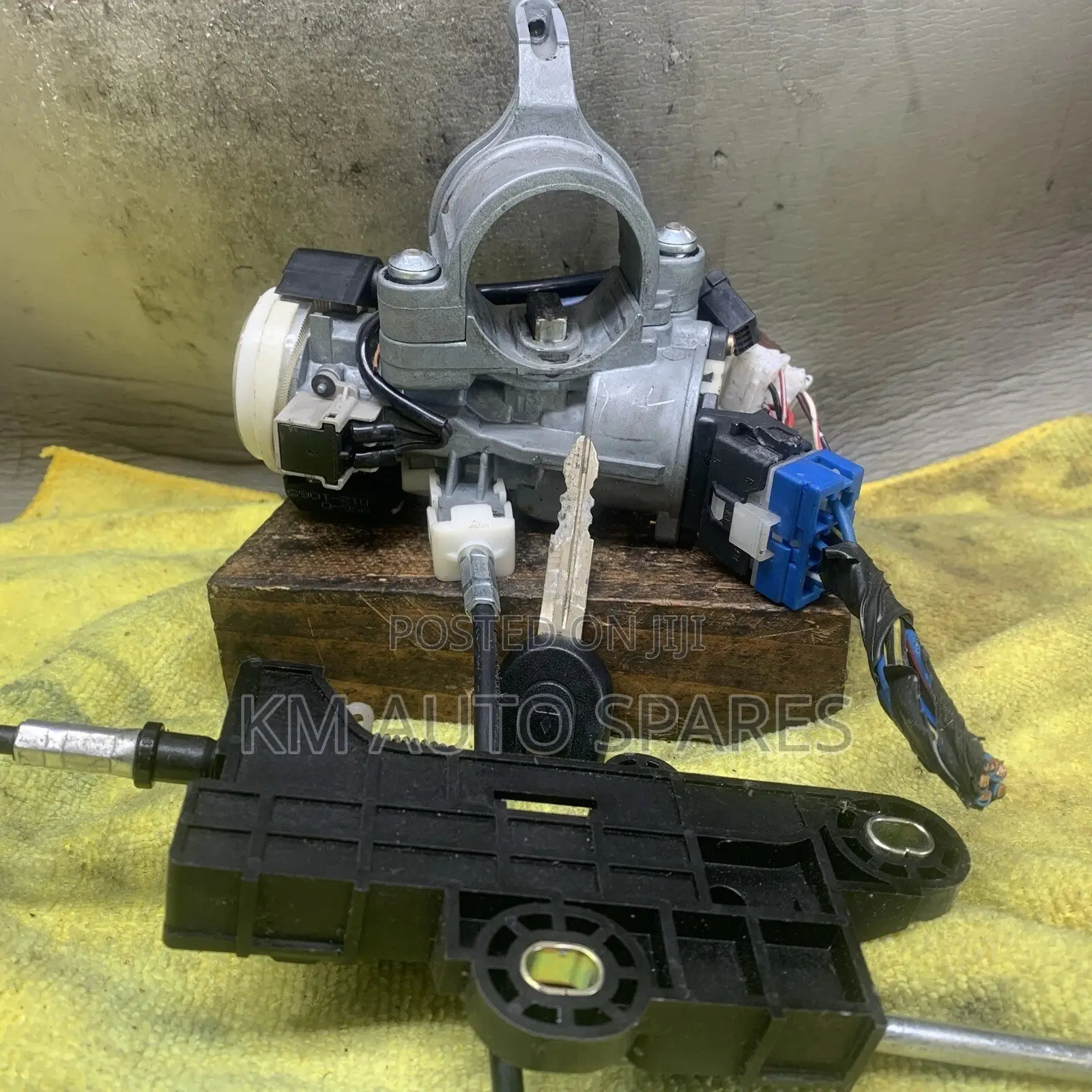 Mitsubishi Pajero Ignition Lock Switch.