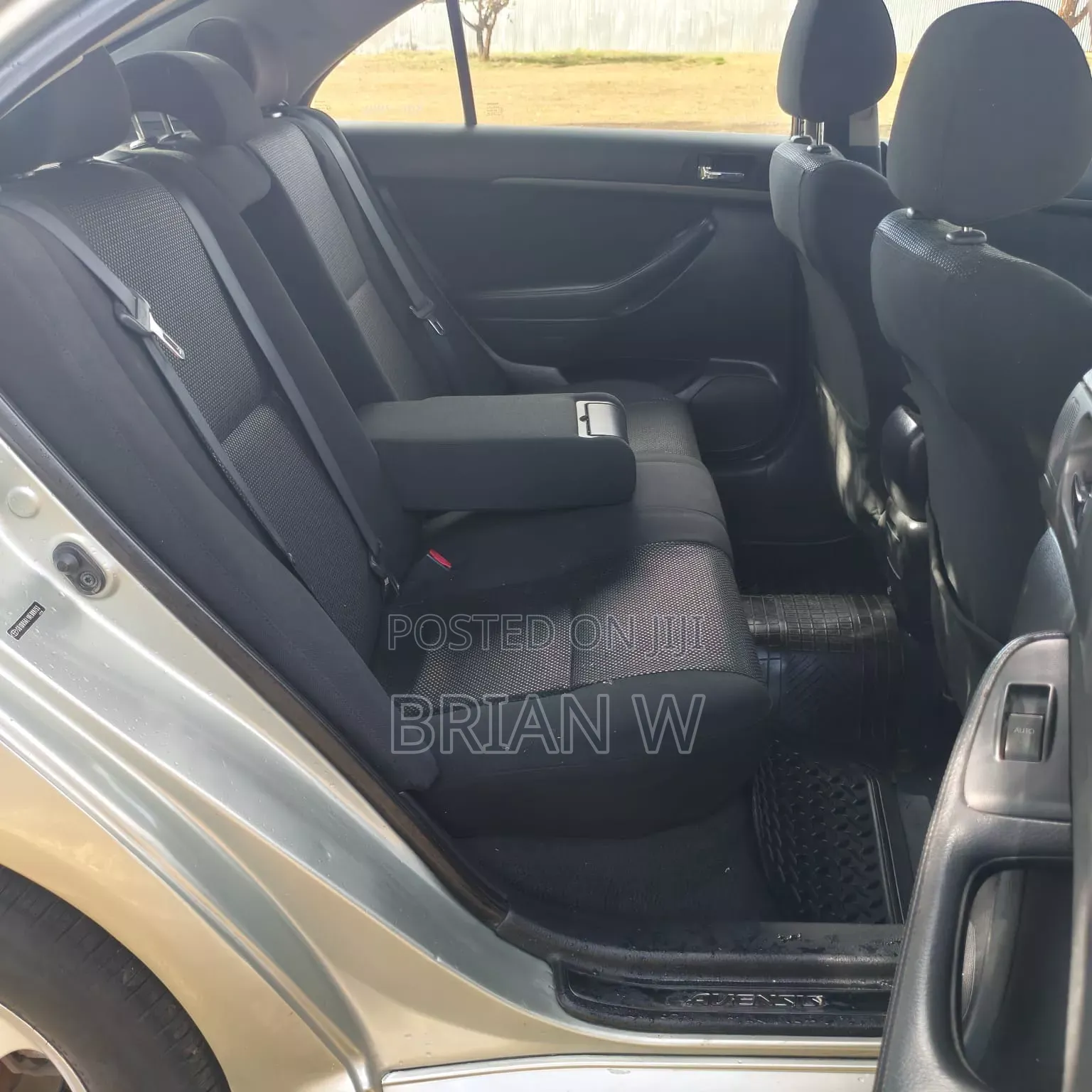 Toyota Avensis 2008 Gold