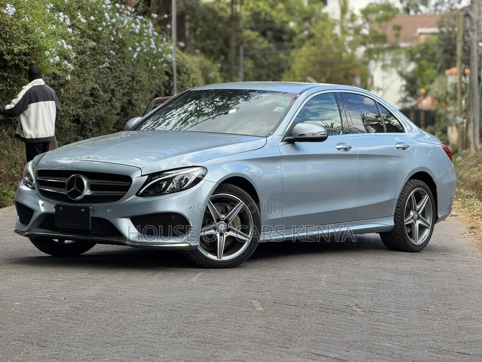 Mercedes-Benz C200 2016 Blue
