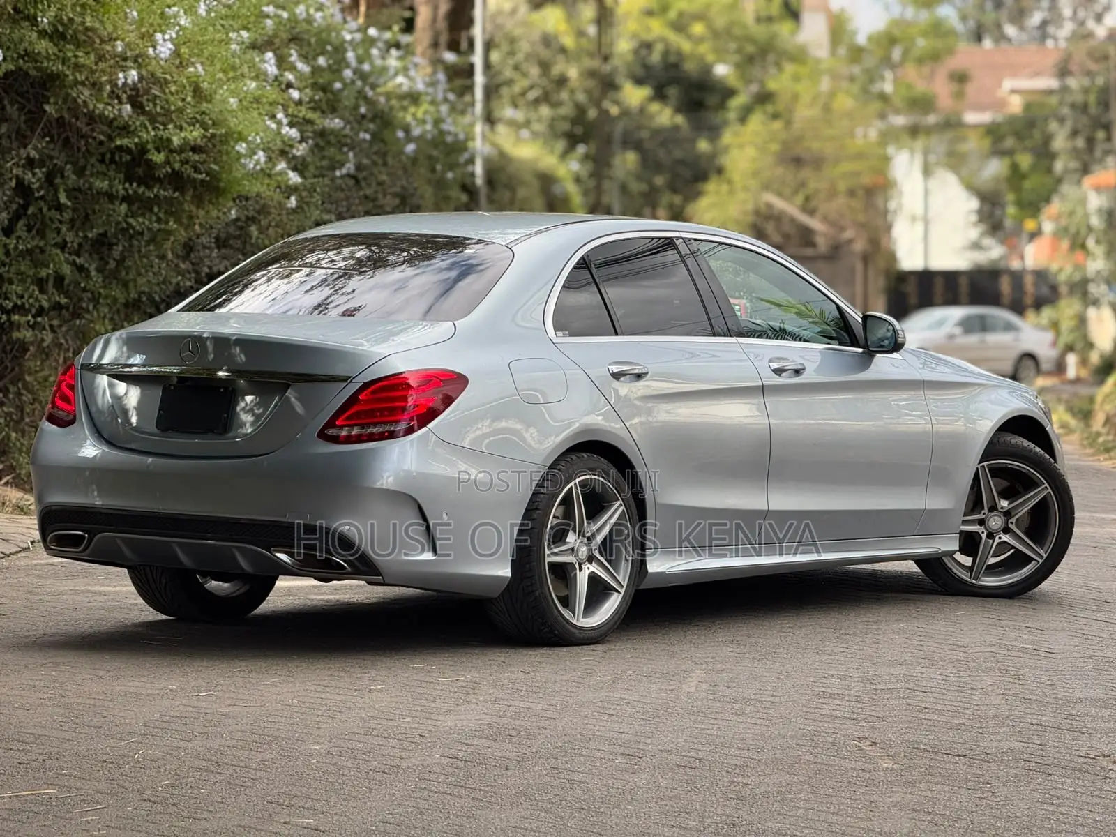 Mercedes-Benz C200 2016 Blue