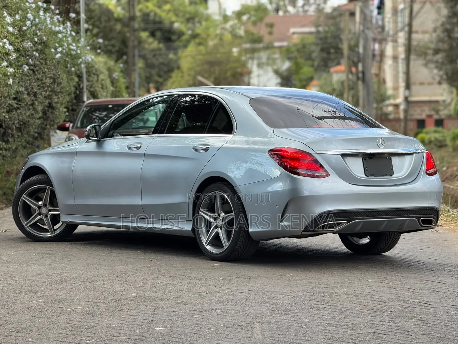 Mercedes-Benz C200 2016 Blue