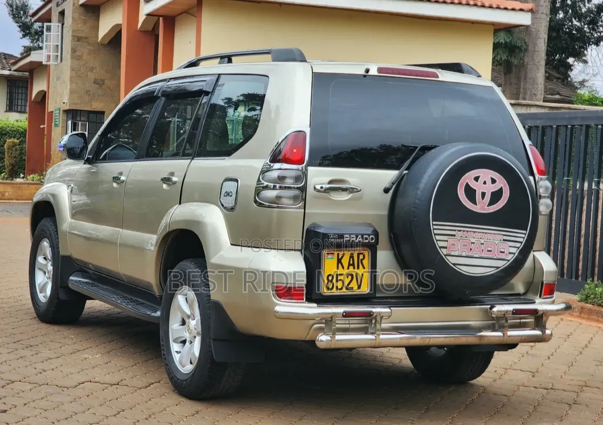 Toyota Land Cruiser Prado 2.7 5dr 2003 Gold
