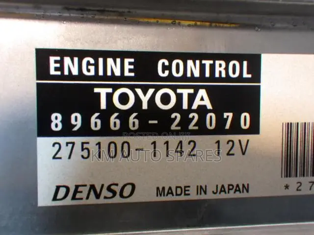 Toyota Mark X ECU, 22070.