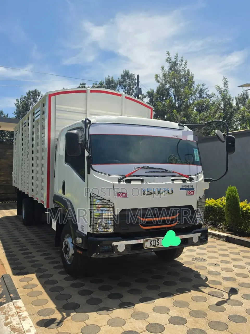 Isuzu FRR 2024
