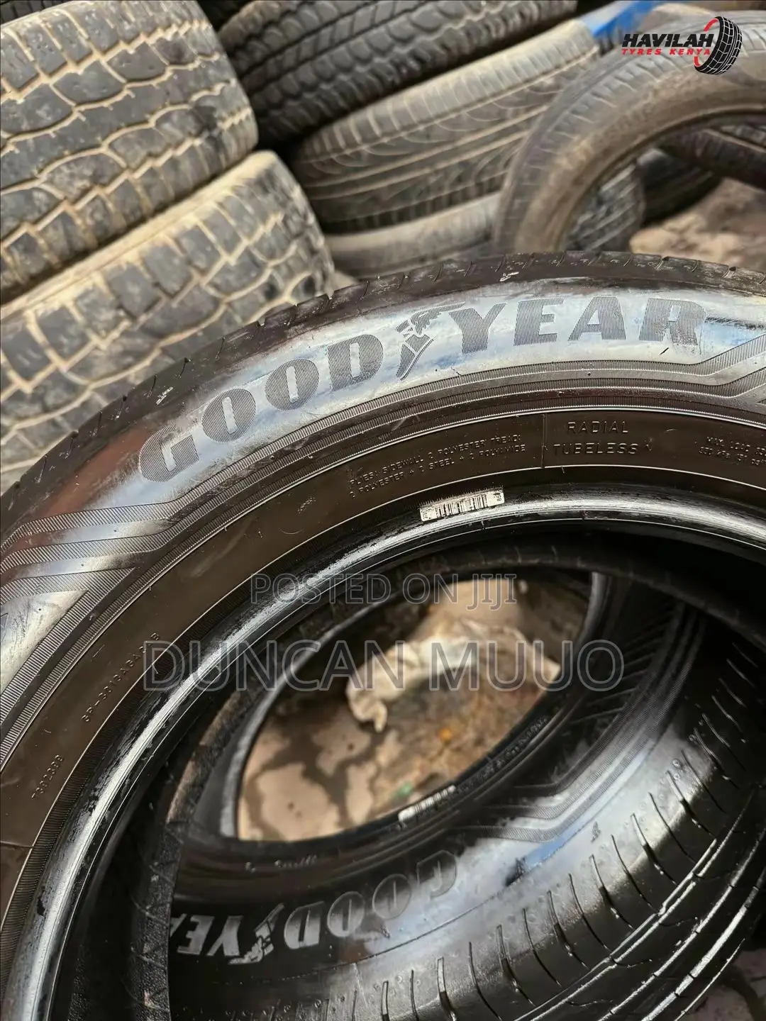 225/65 R17 - GoodYear Slightly Used