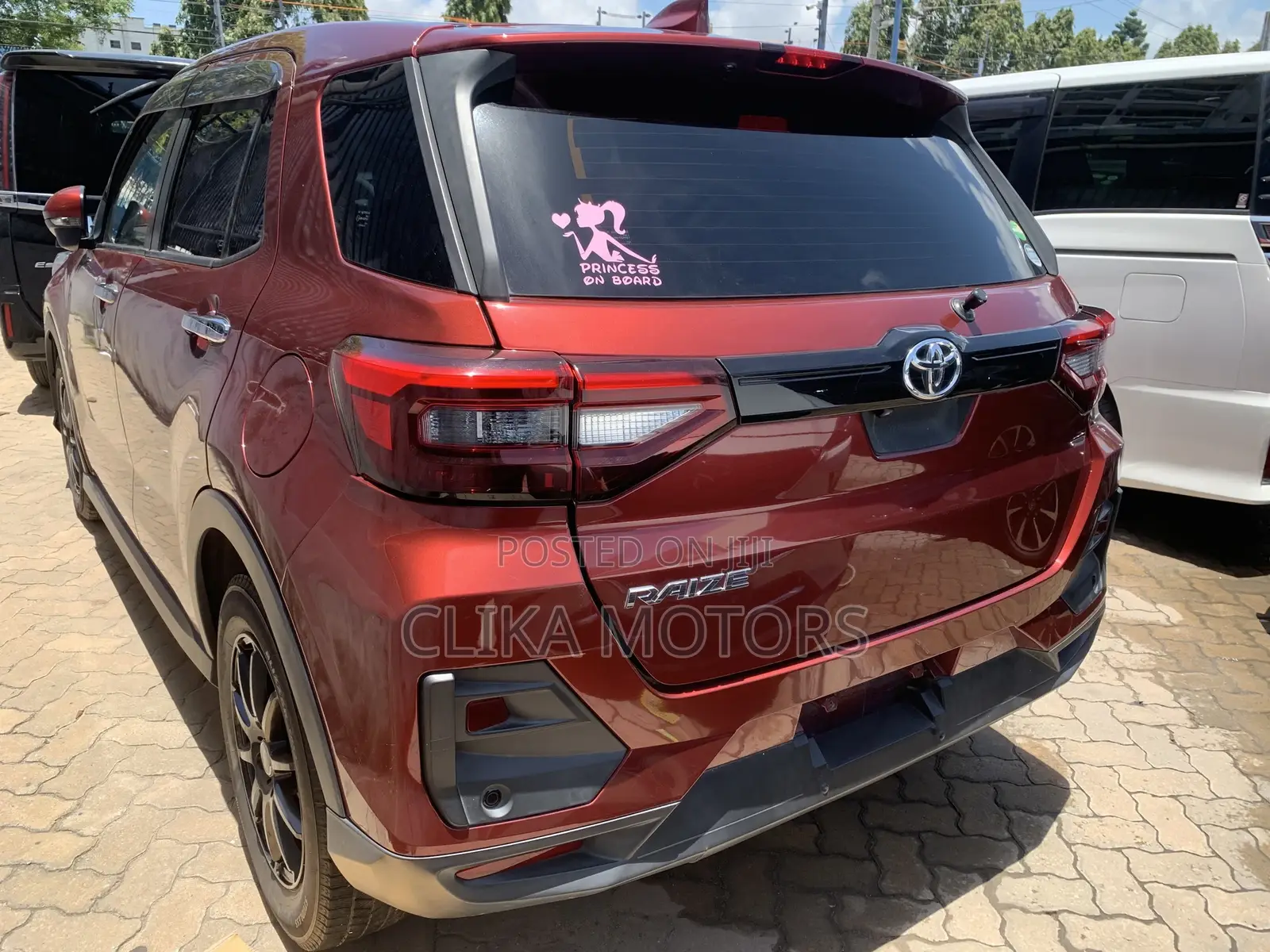Toyota Raize 1.0 AWD 2019 Red