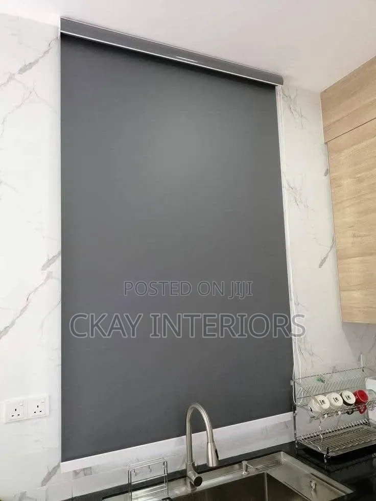 Practical Window Solution With a Stylish Personality of Roller Blinds