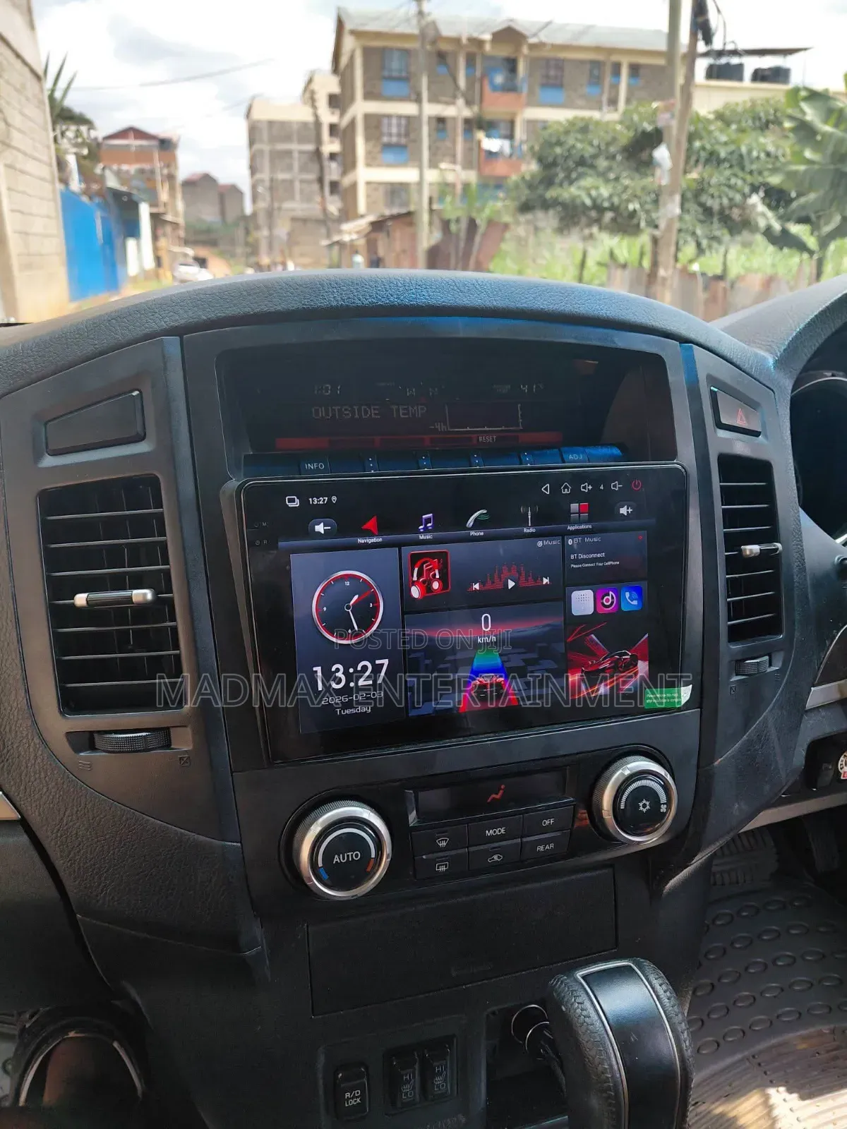 Mitsubishi Pajero V80/V90 Series Infotainment Upgrade Smart Radio