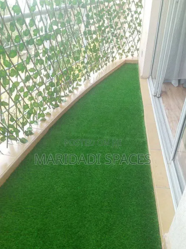 Balcony & Rooftop Grass Carpet- Luxury Green Look 15mm Thickness