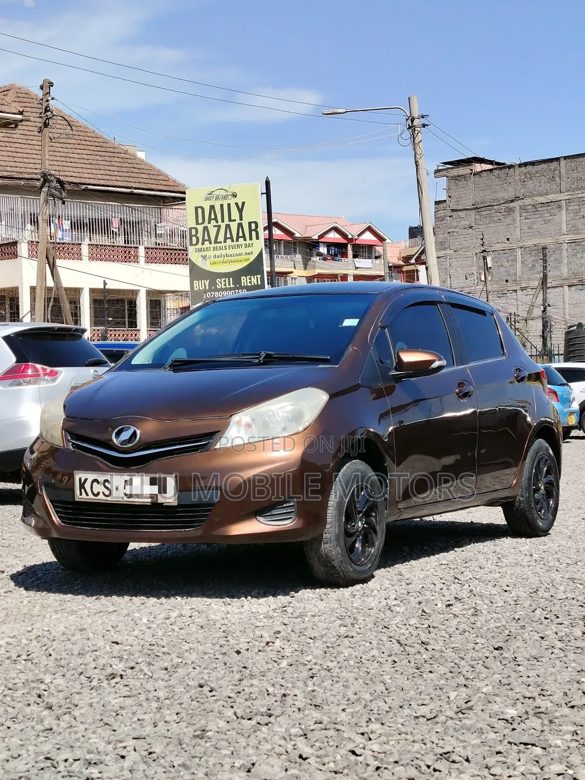 Toyota Vitz 2012 Brown