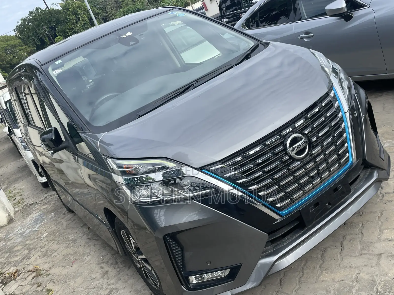 Nissan Serena 2019 Gray