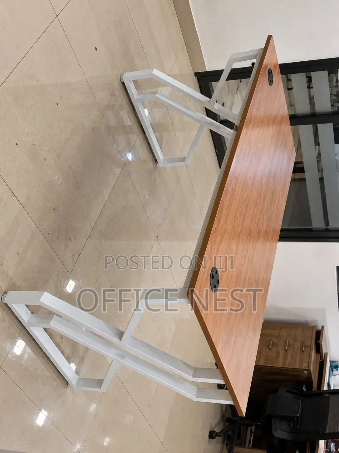Modern Office Desk – Wooden Top With White Metal Legs.