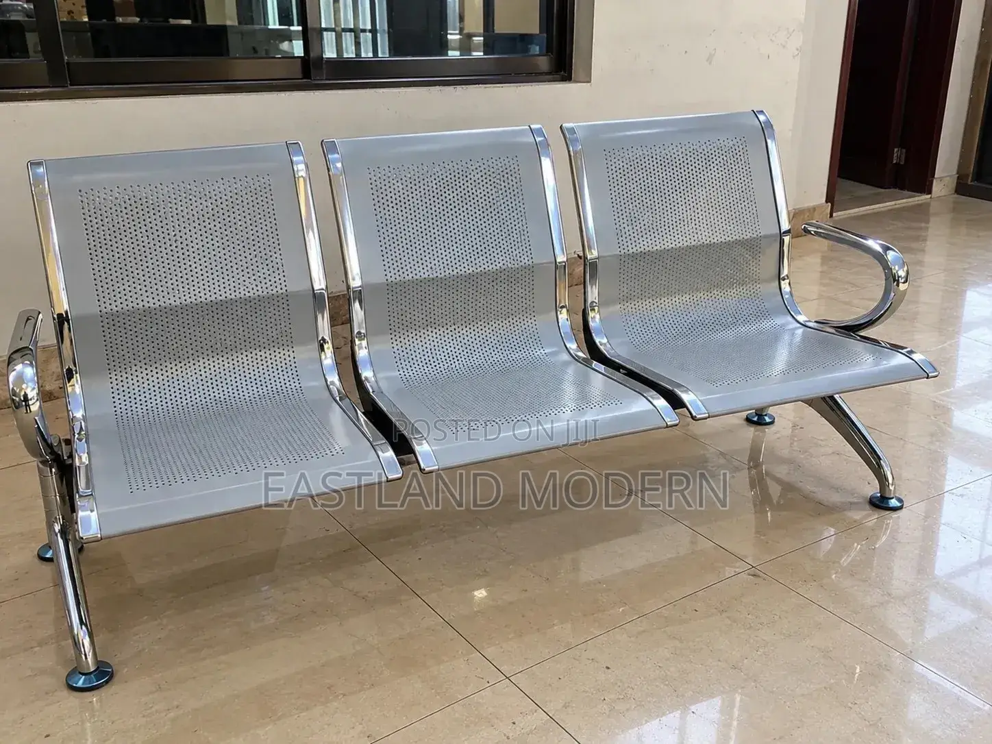 3 Seater Airport Waiting Bench – Metal Reception Chair