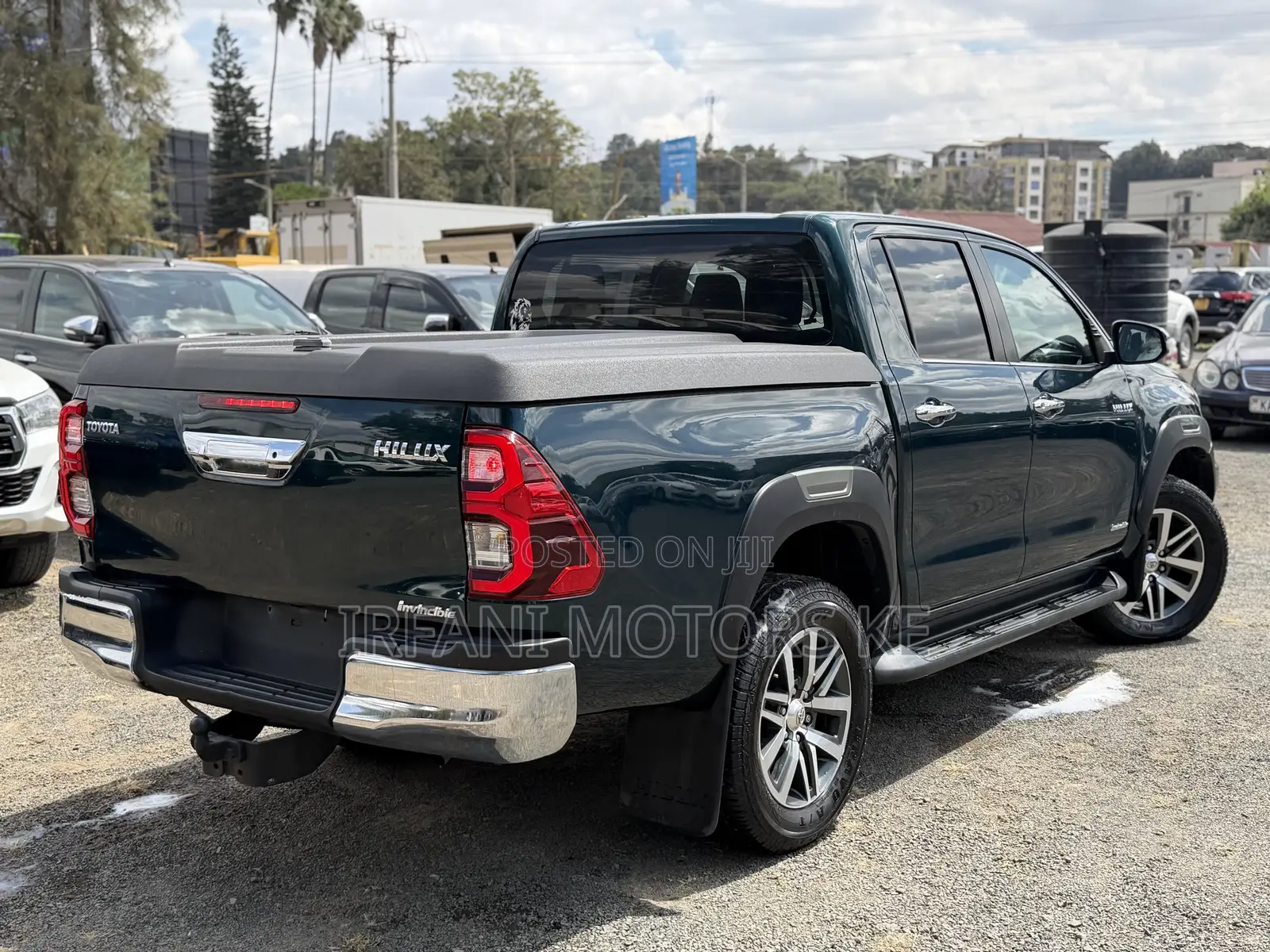 Toyota Hilux Revo Double Cab Deisel 2.4 AWD 2019 Green