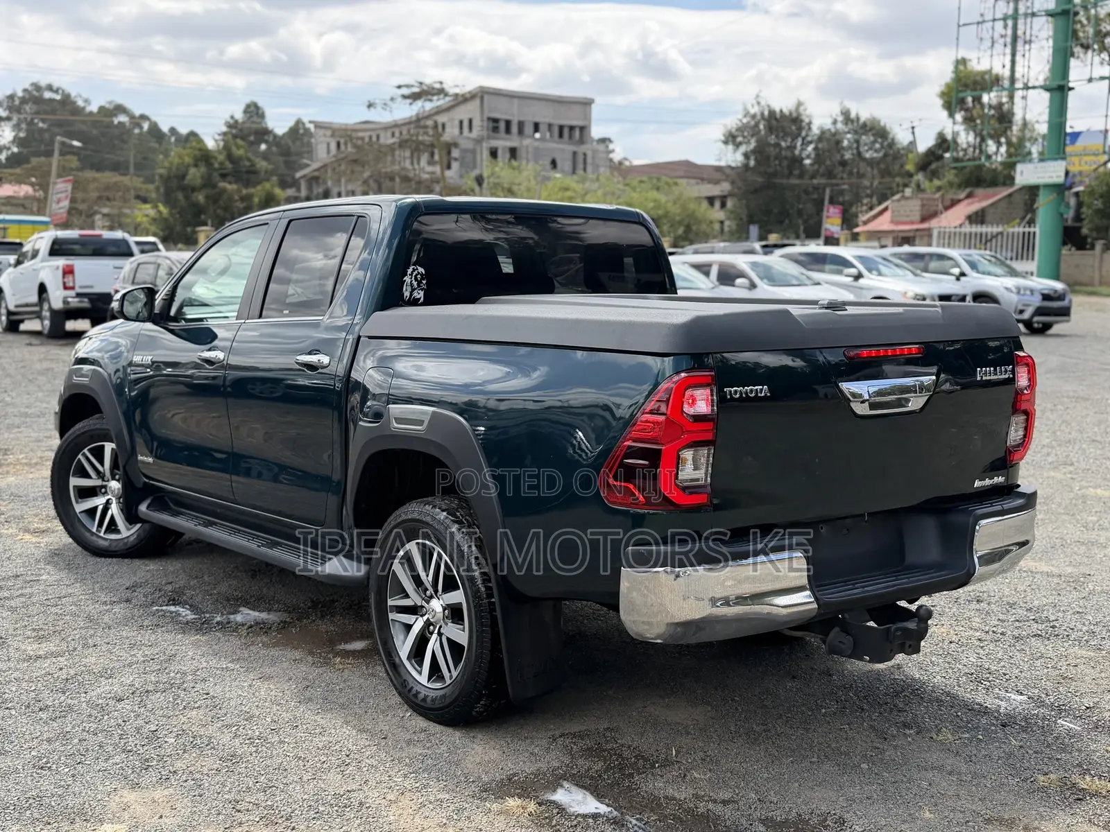 Toyota Hilux Revo Double Cab Deisel 2.4 AWD 2019 Green