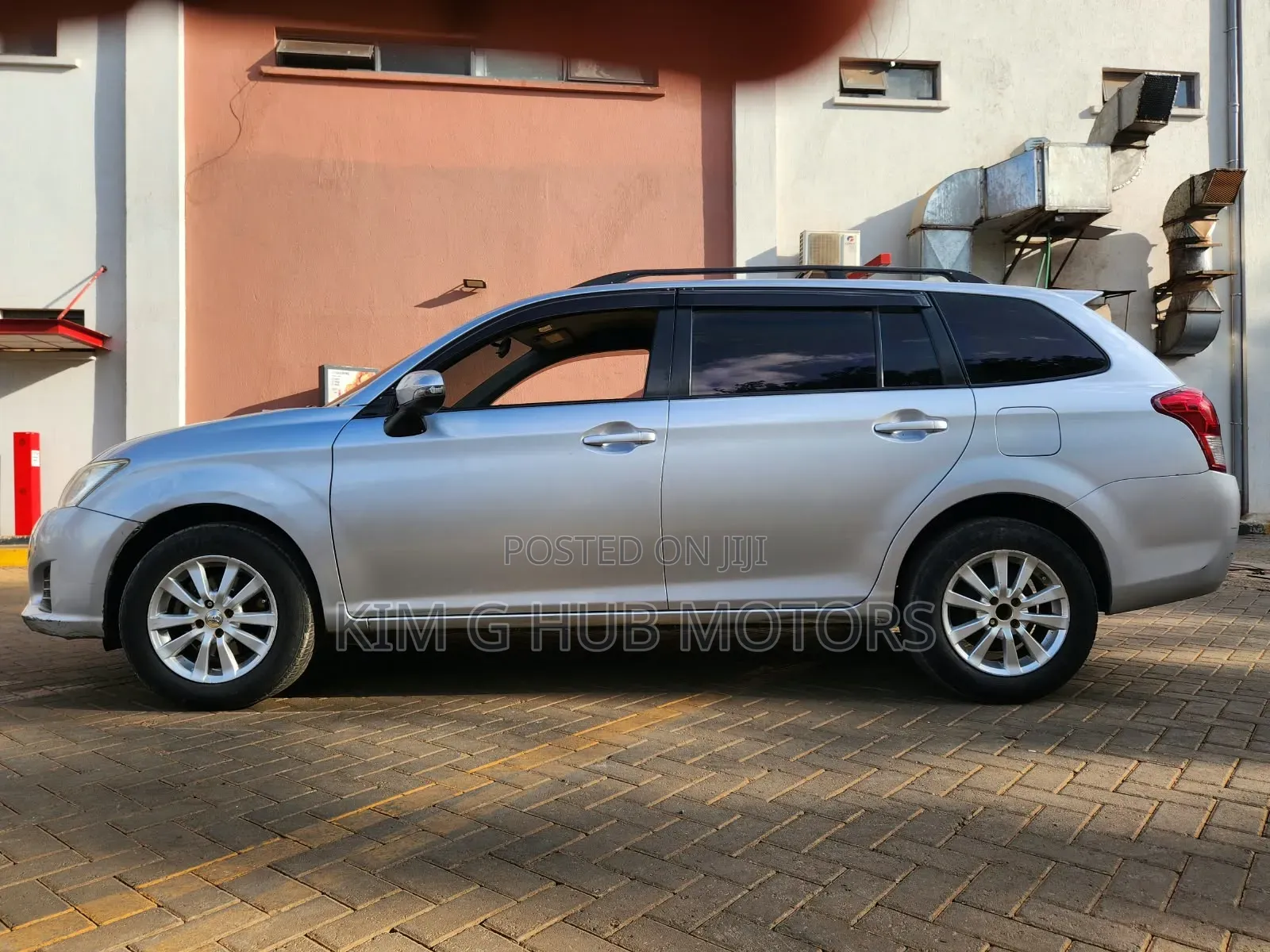 Toyota Corolla Fielder 1.5 Petrol FWD 2013 Silver