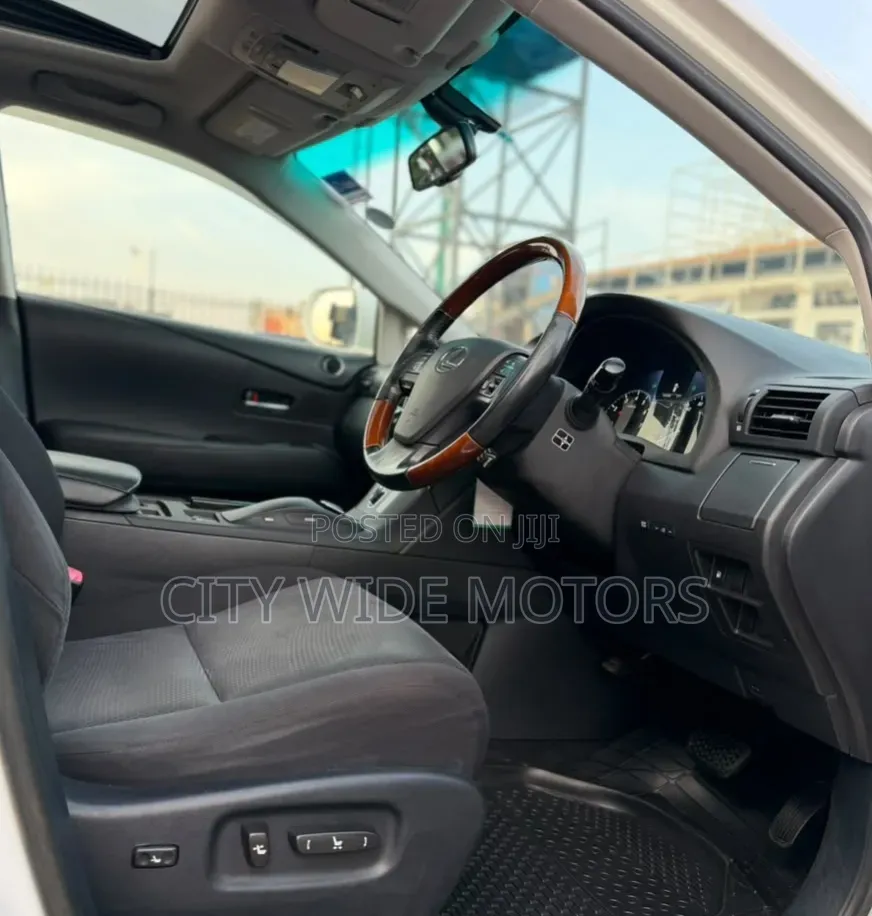 Lexus RX 2010 White