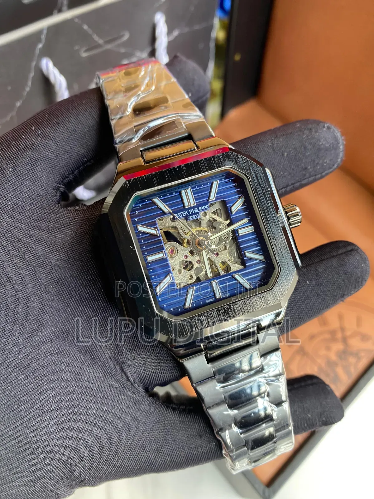 Patek Philippe Automatic Gents Watch 
Luminous Function