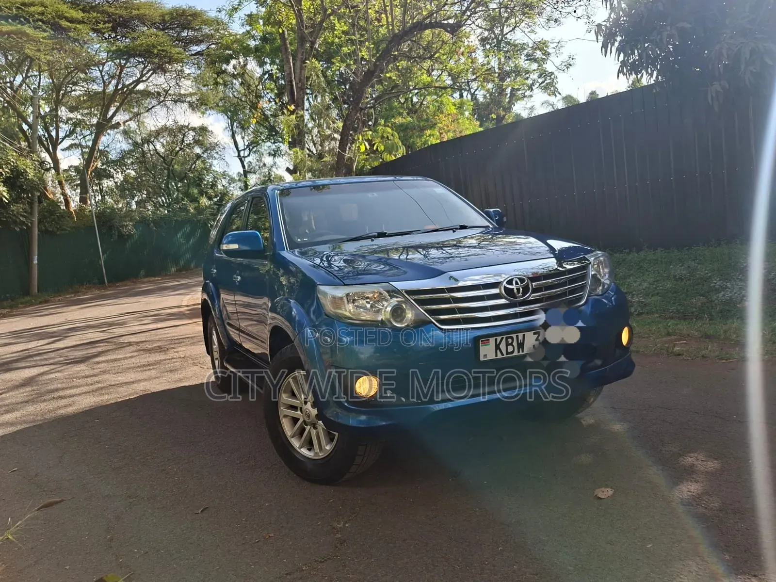 Toyota Fortuner 2012 Blue
