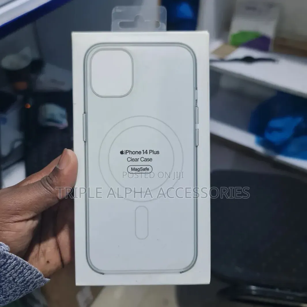 MagSafe Case iPhone 14 Plus Magnetic Wireless Charging Enabled.
