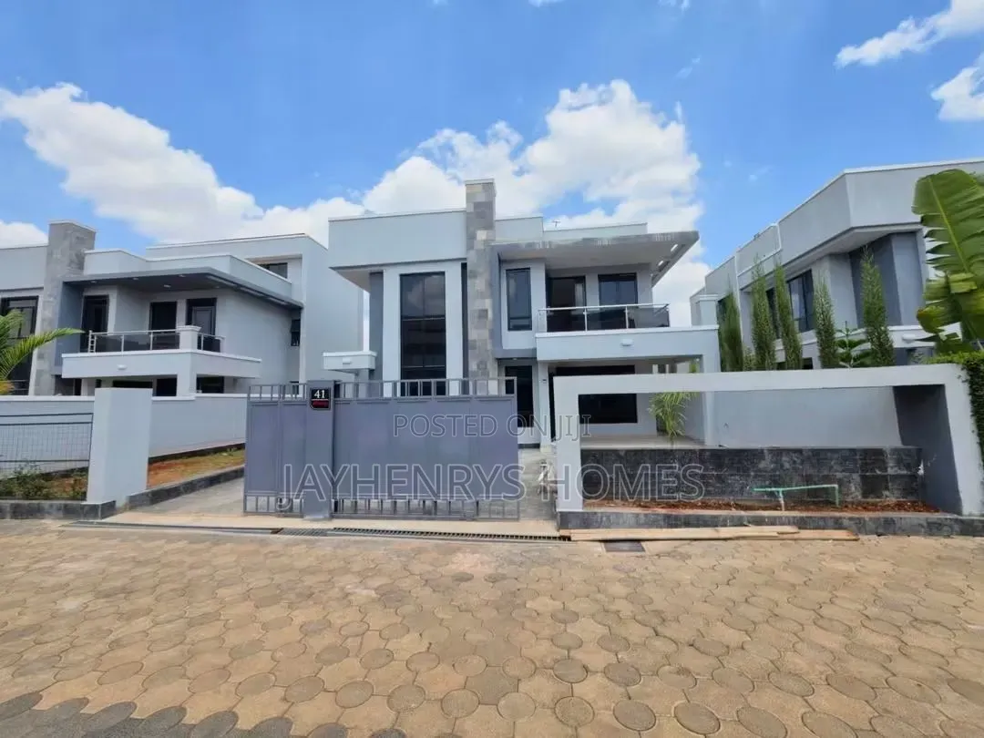 4bdrm House in Amalia Estate, Old Junction for sale