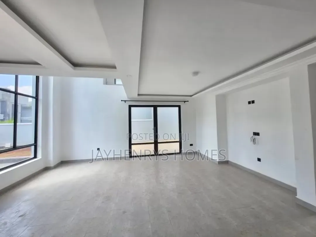 4bdrm House in Amalia Estate, Old Junction for sale