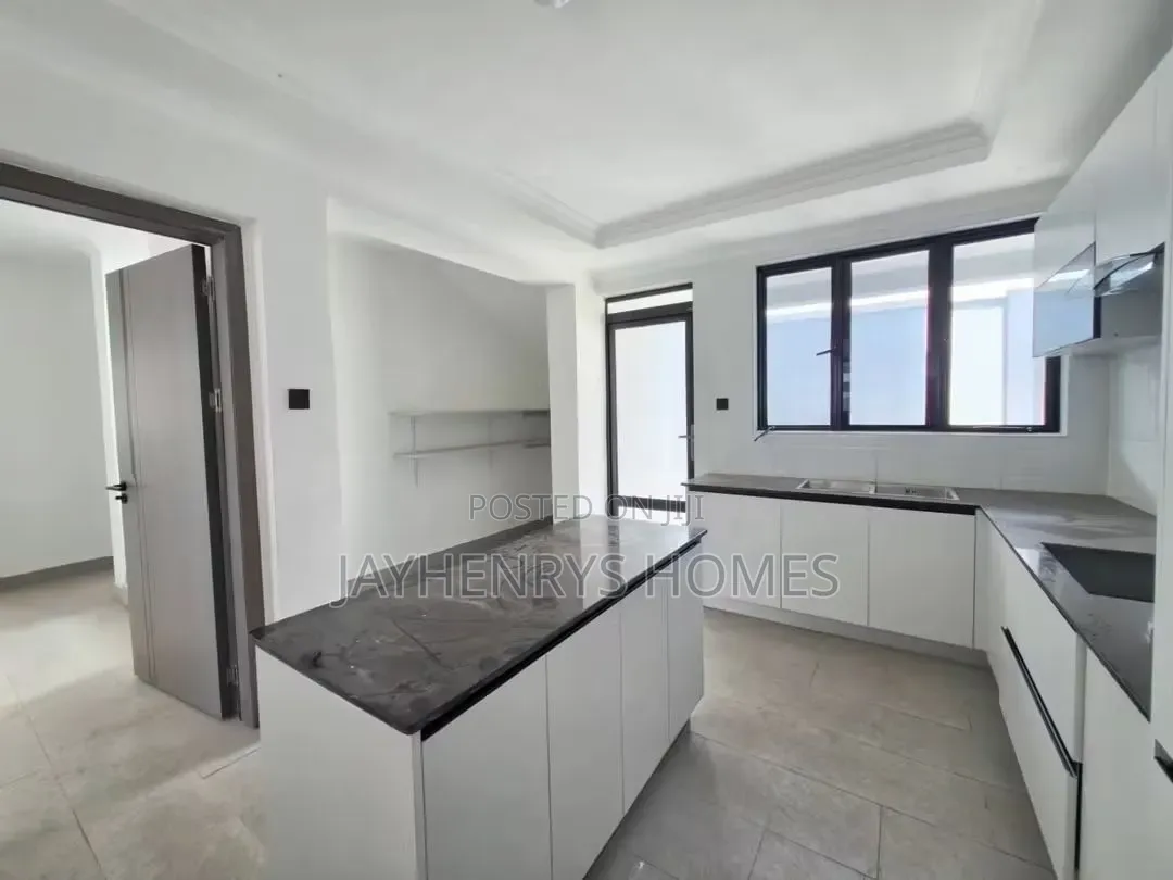 4bdrm House in Amalia Estate, Old Junction for sale