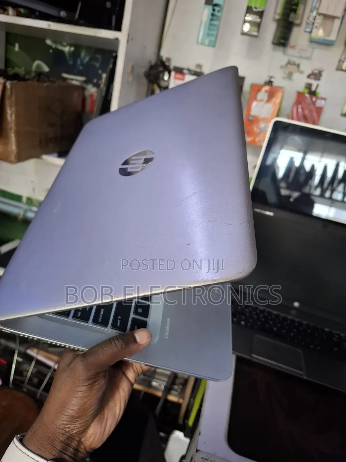 Laptop HP 14-ep0063 4GB Intel Pentium HDD 320GB