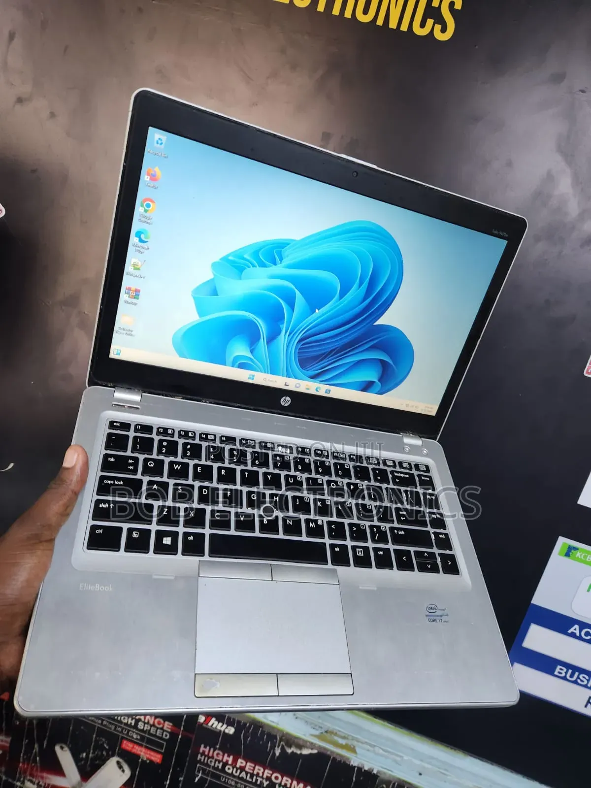 Laptop HP 14-dq1088wm 4GB Intel Pentium HDD 250GB