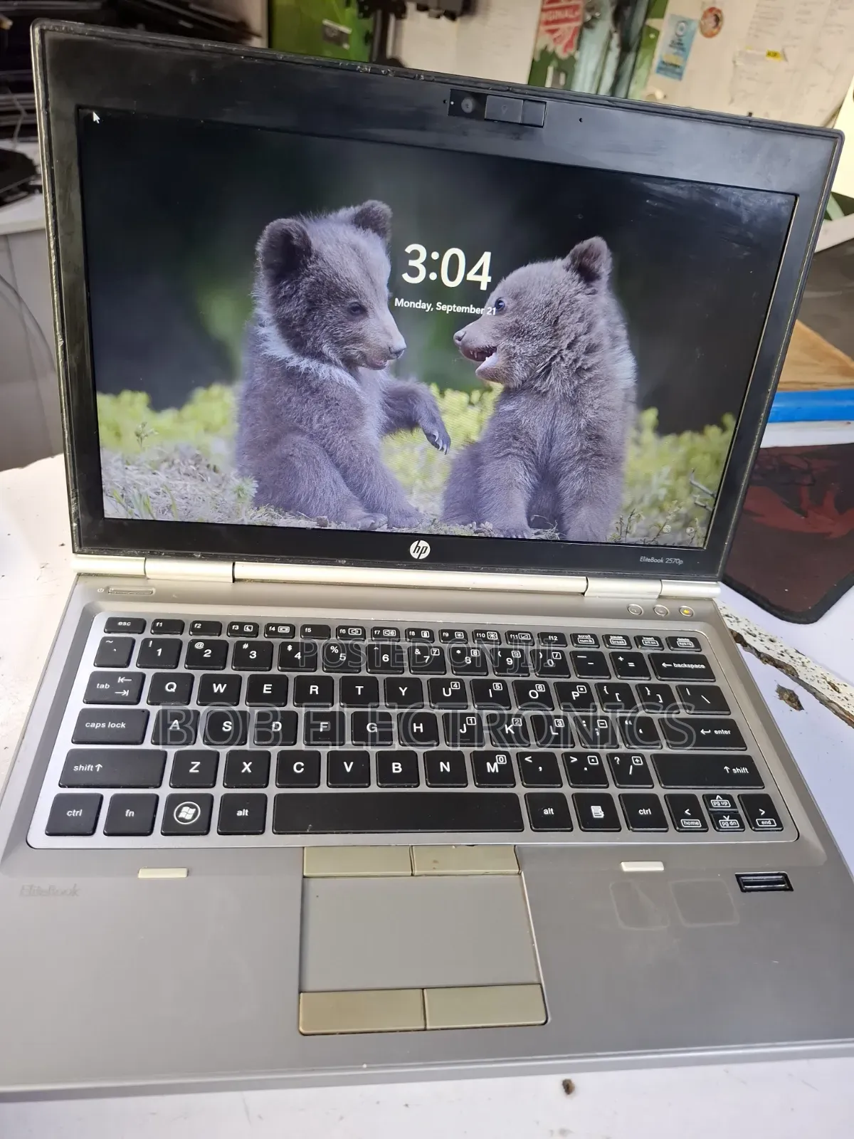 Laptop HP 14-ep0063 4GB Intel Celeron HDD 250GB