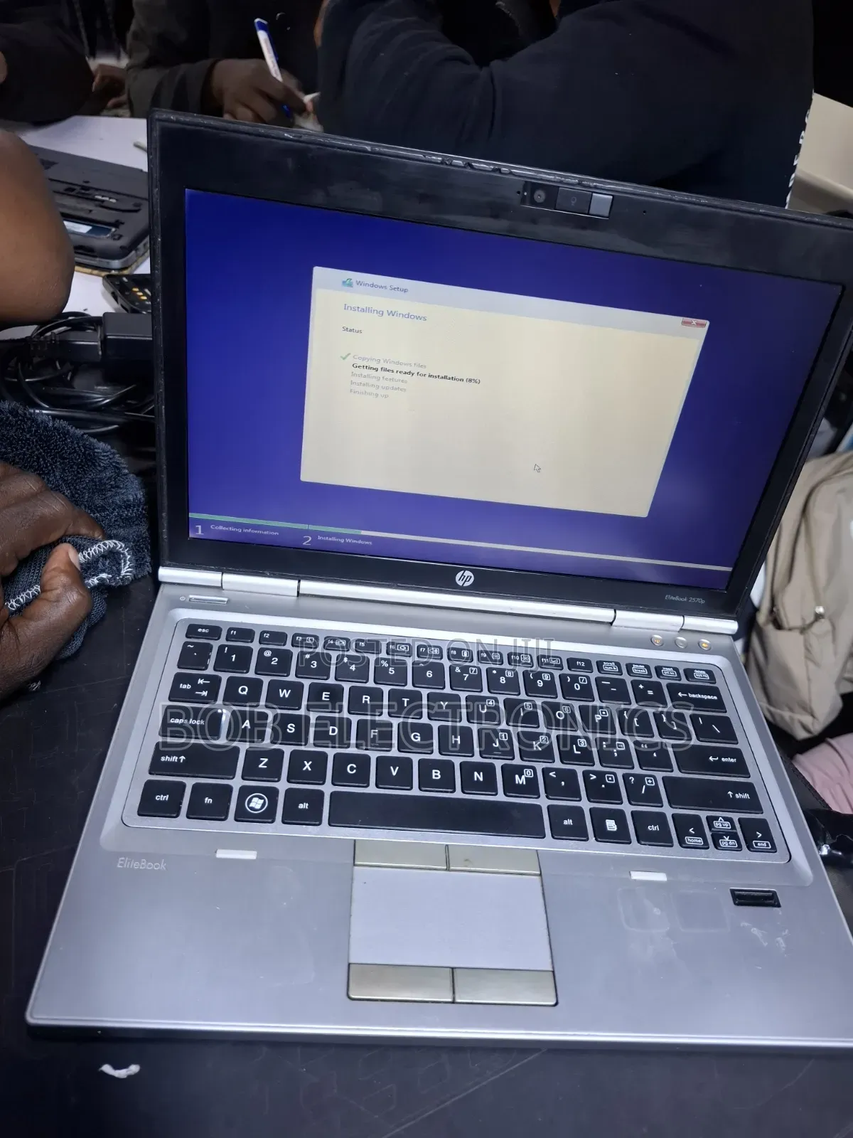 Laptop HP 14-ep0063 4GB Intel Celeron HDD 250GB