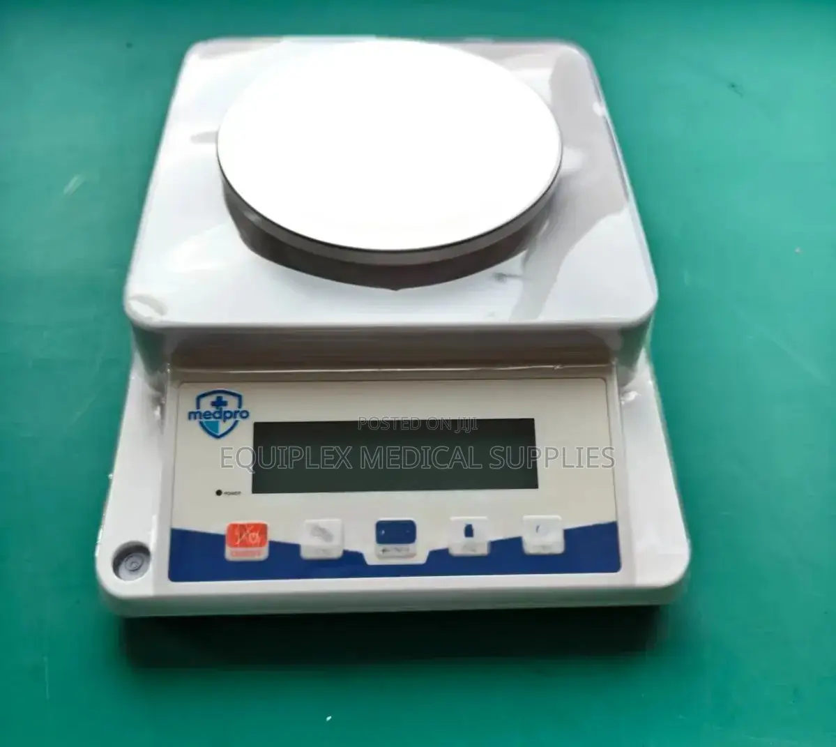 A Precision Laboratory Analytical Balance (1100g/0.01g)