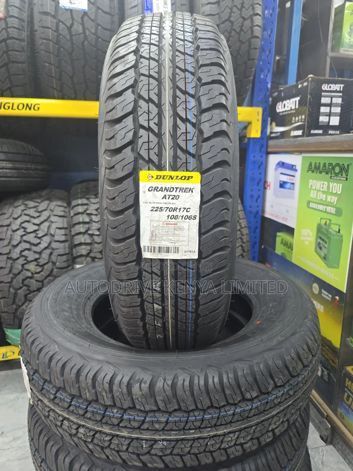 225/70r17c Dunlop Grandtrek Tire