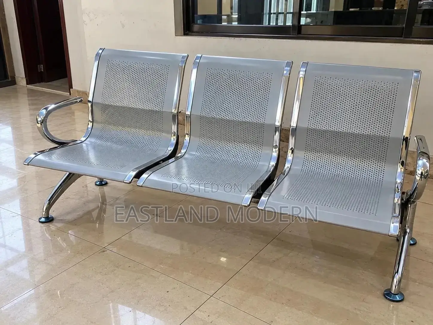 3 Seater Airport Waiting Bench – Metal Reception Chair