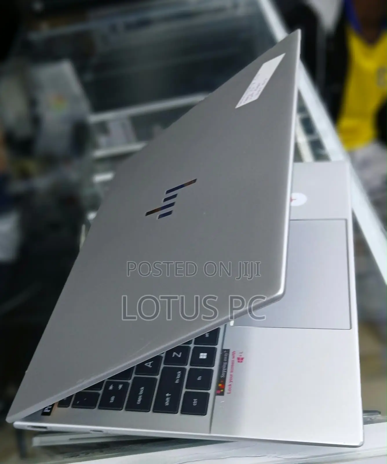 Laptop HP Dragonfly G3 32GB Intel Core i7 SSD 512GB