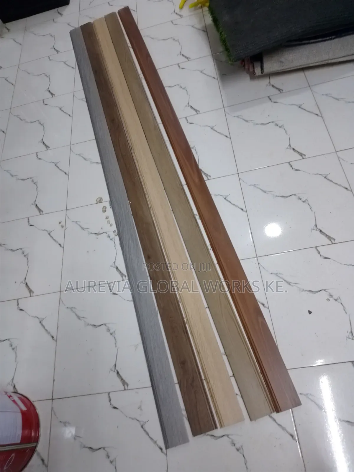 Skirting 1.97feet Sq