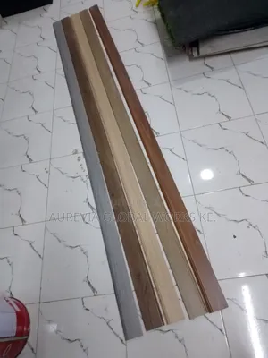 Skirting 1.97feet Sq