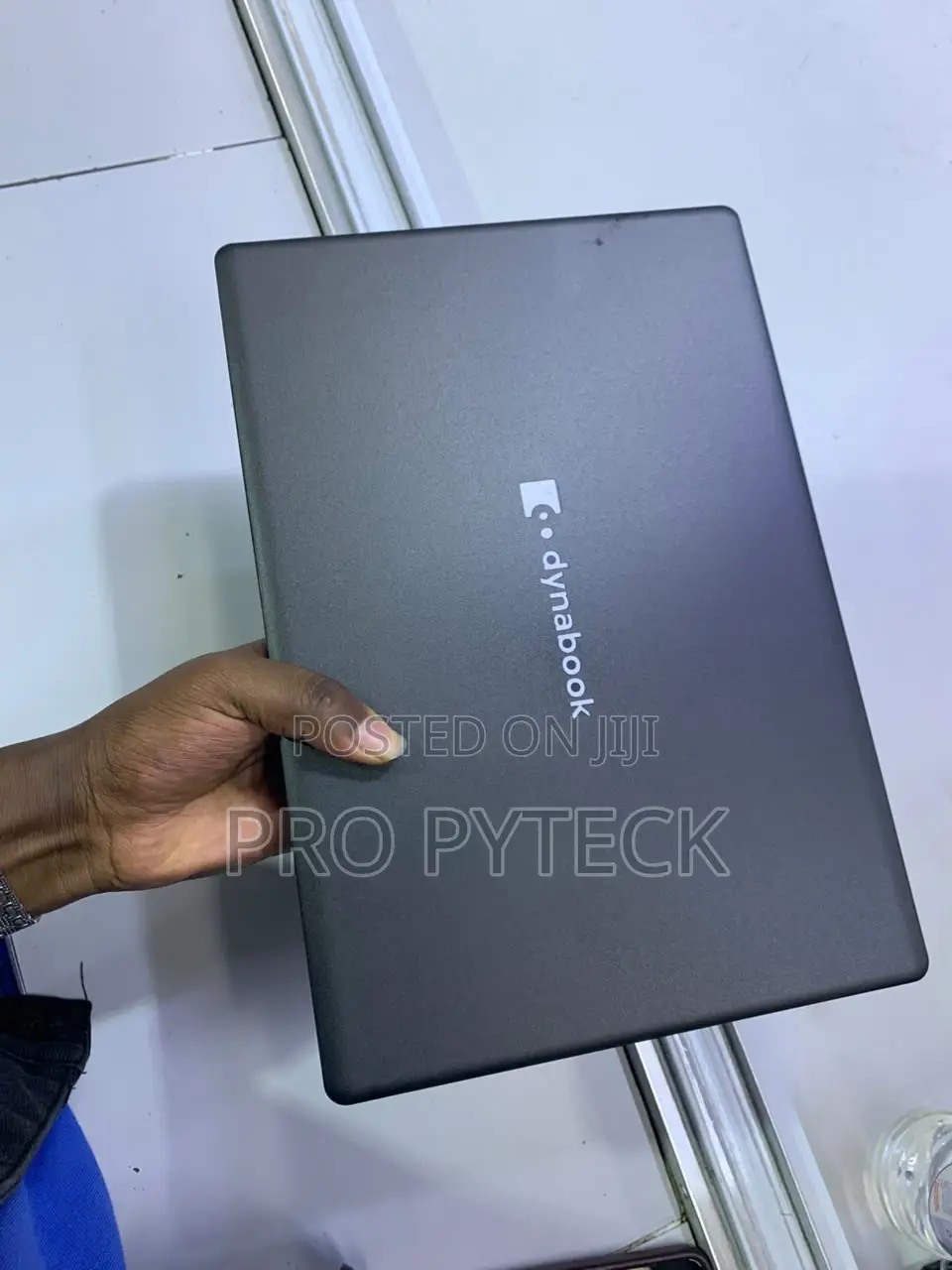 Laptop Toshiba Dynabook t552 8GB Intel Core i3 SSD 256GB
