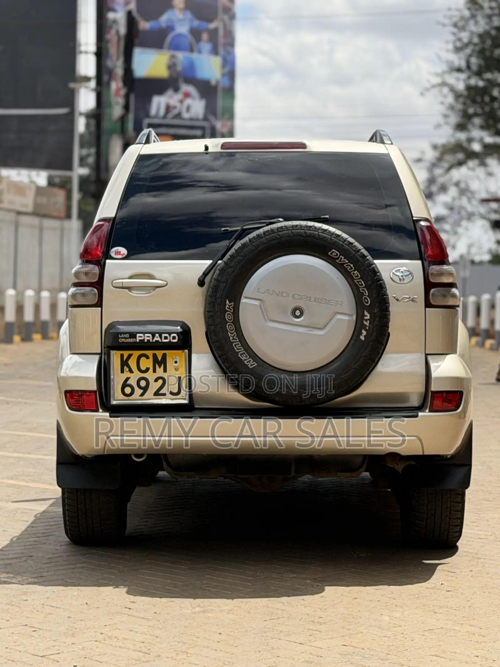 Toyota Land Cruiser Prado 2010 Beige