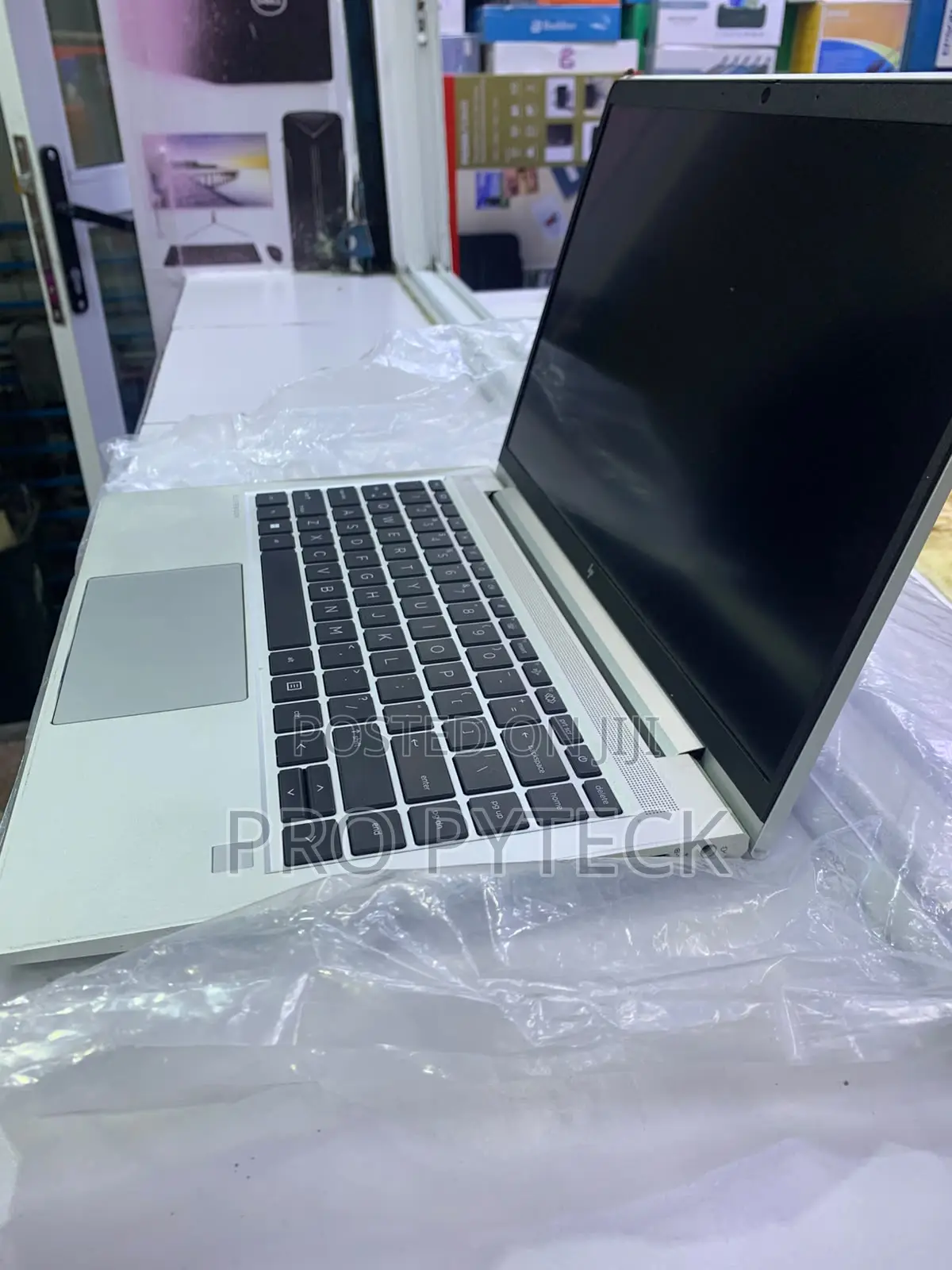 Laptop HP EliteBook 645 G9 16GB AMD Ryzen 5 SSD 256GB