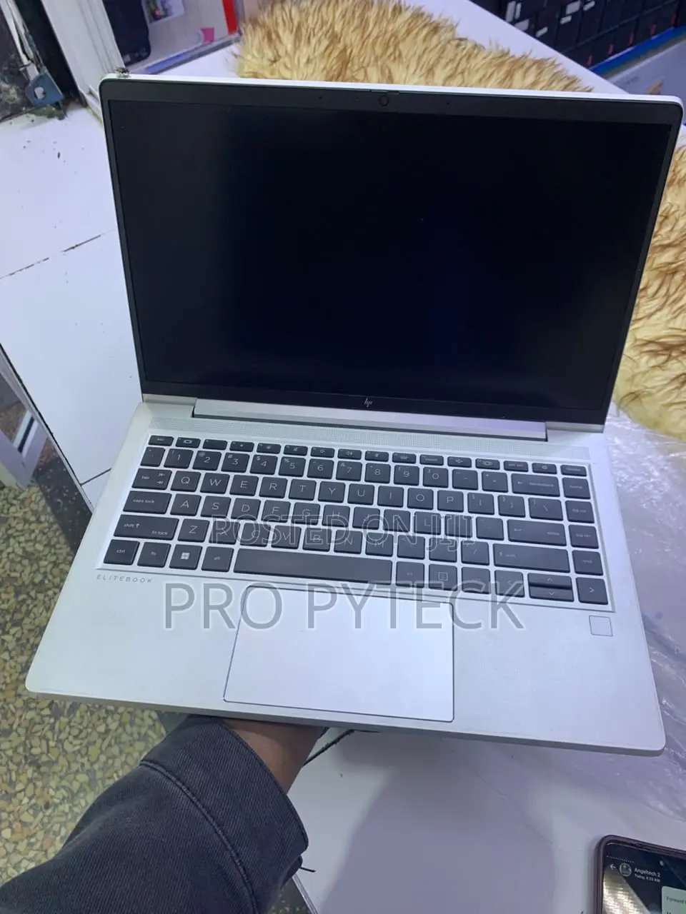 Laptop HP EliteBook 645 G9 16GB AMD Ryzen 5 SSD 256GB